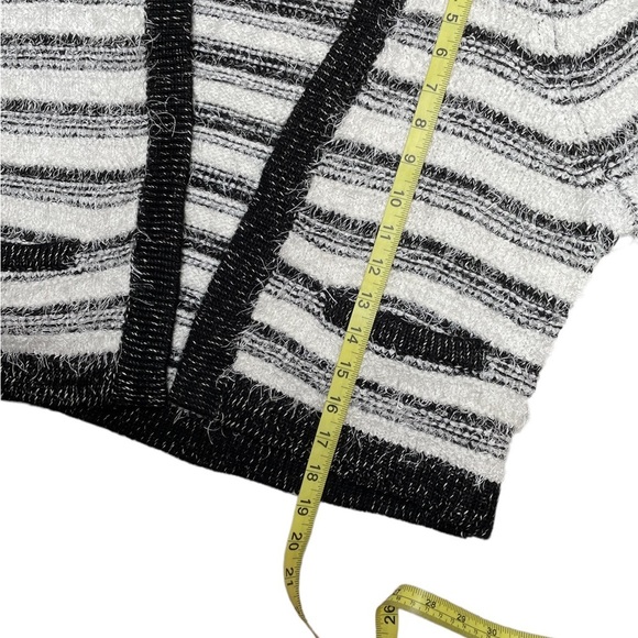Calvin Klein black white striped eyelash fuzzy knit cropped open cardigan large - Picture 8 of 12